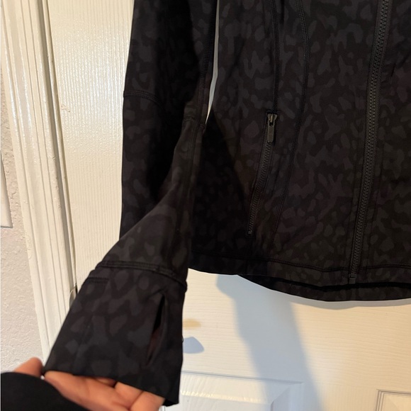 Lululemon Define Jacket Luxtreme in Formation Camo Deep Coal Size 6 Never Worn - Picture 8 of 13